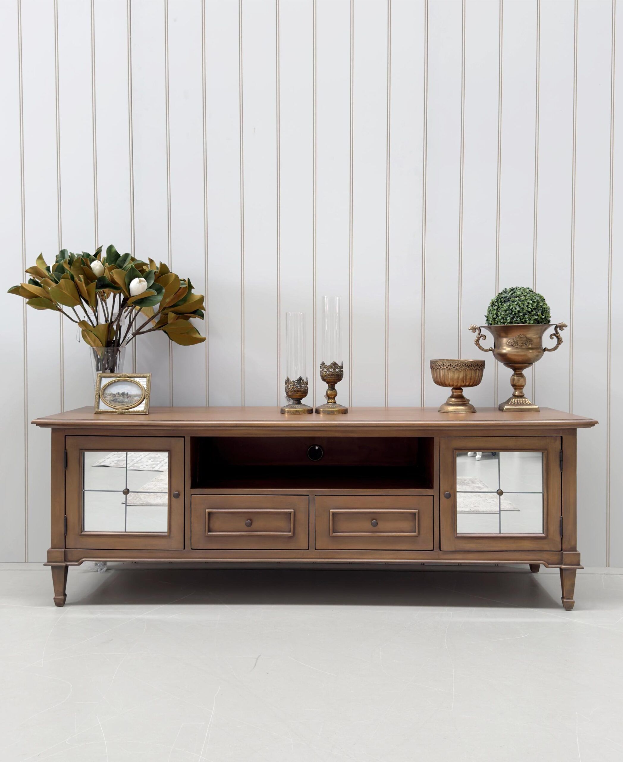 Chiara Mirrored Oak Ceruse Entertainment Unit
