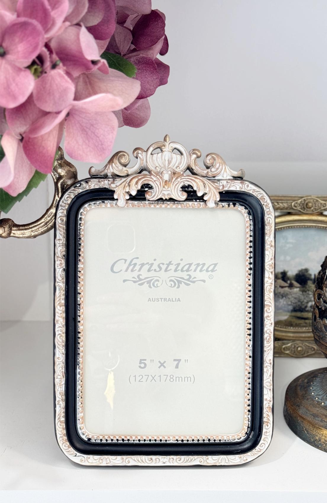 Vintage Black and White Photo Frame