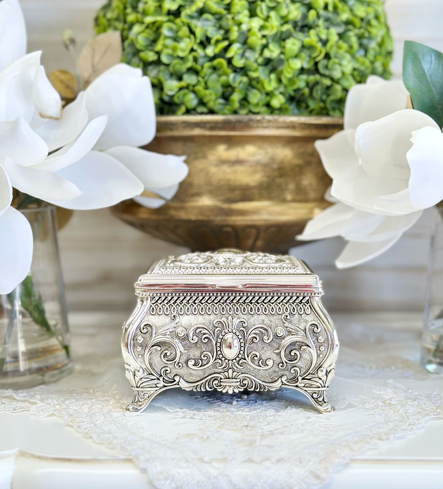 Cianna Ornate Silver Vintage Jewellery Box - Image 3
